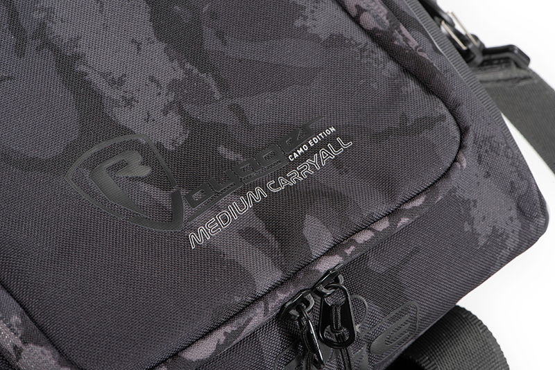 FOX RAGE VOYAGER CAMO MEDIUM CARRYAL