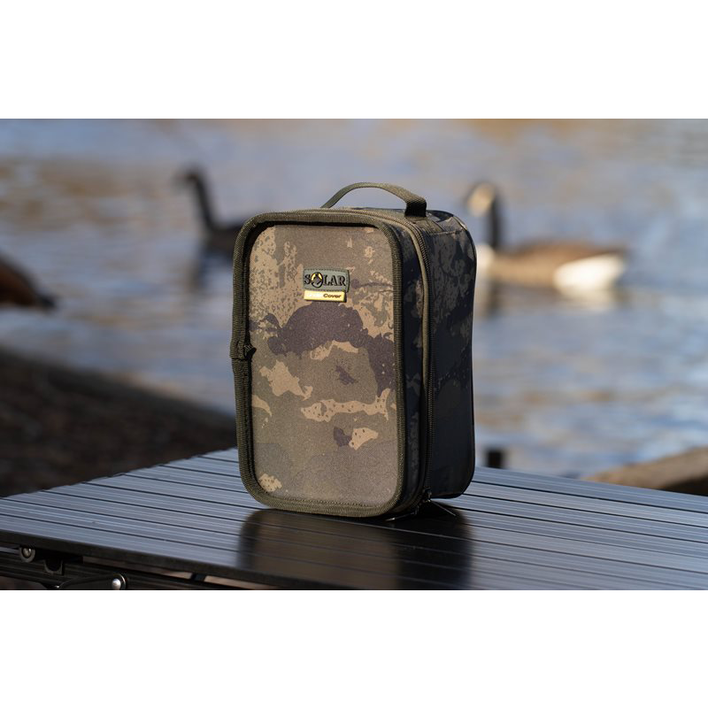 SOLAR UNDERCOVER CAMO COMPACT MULTI-POUCH  SOLAR UNDERCOVER CAMO COMPACT MULTI-POUCH