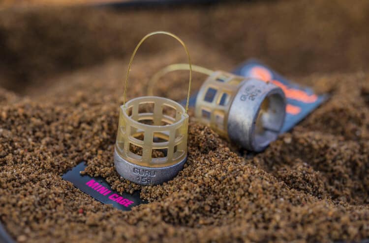 GURU SLIMLINE X-CHANGE DISTANCE FEEDER SMALL 25-30GR