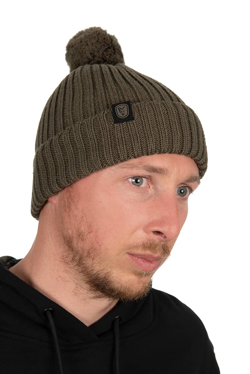 FOX MERINO BOBBLE HAT OLIVE