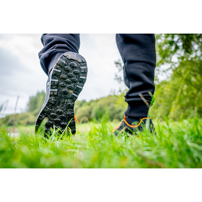 GURU WATERPROOF TRAINER BLACK - 43