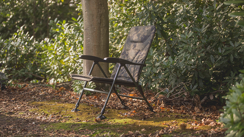 SOLAR UNDERCOVER CAMO RECLINER CHAIR